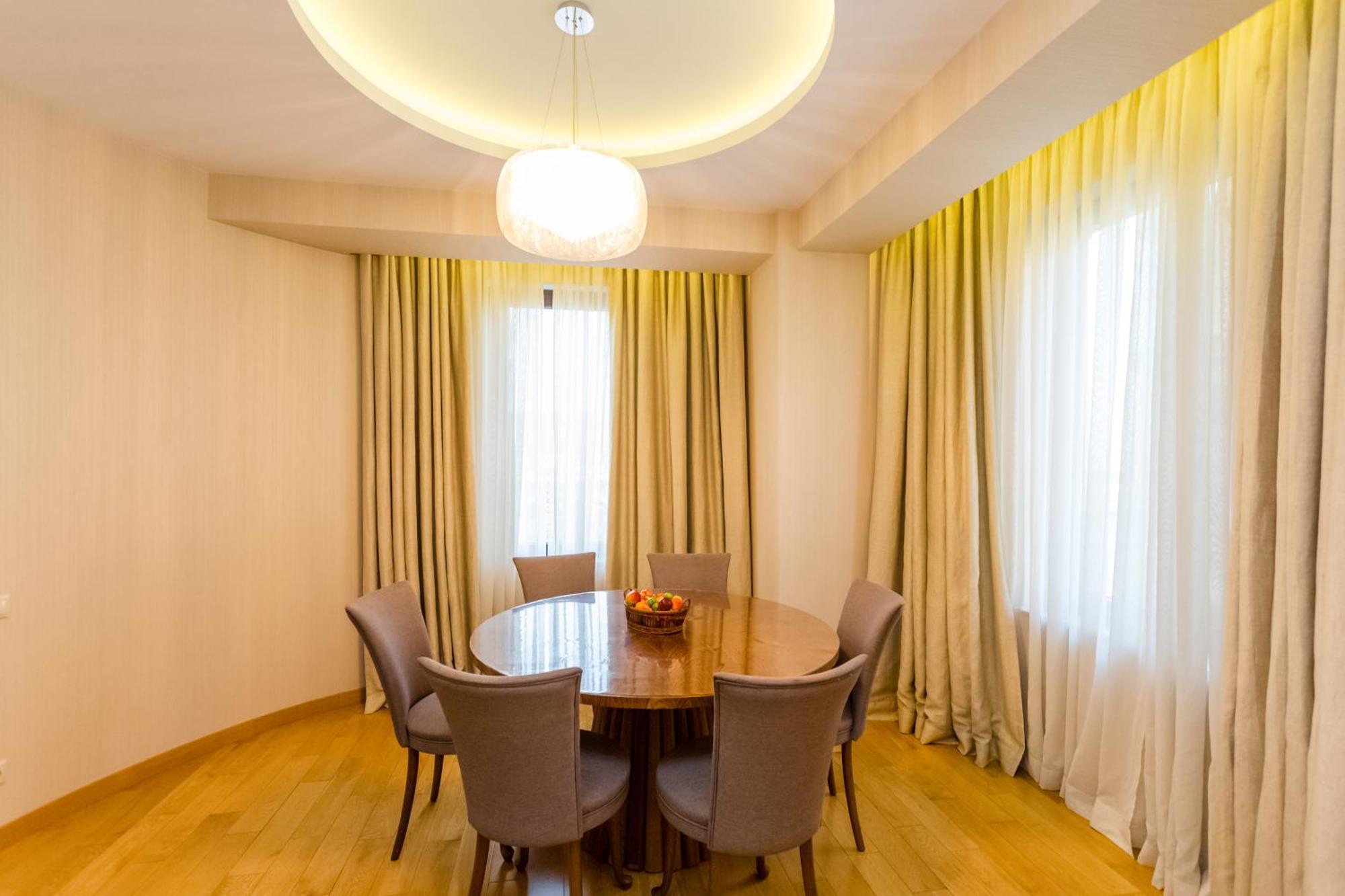 City Luxury Apartment L Tbilisi Ngoại thất bức ảnh